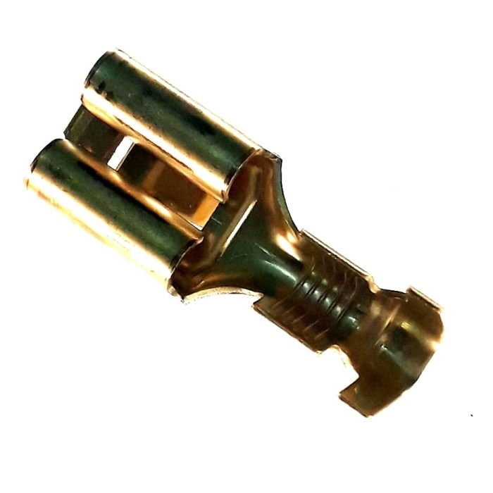 TERMINAL PALA HEMBRA 9,5MM X1,2MM C/ TRABA UNIVERSAL (1.01.0680)