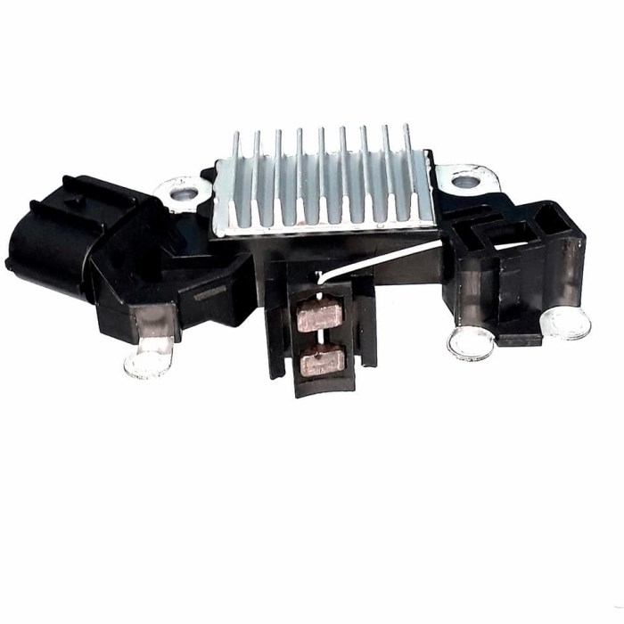REGULADOR DE VOLTAJE TIPO HITACHI NISSAN / ISUZU / SUBARU /  GA260 / IH 742