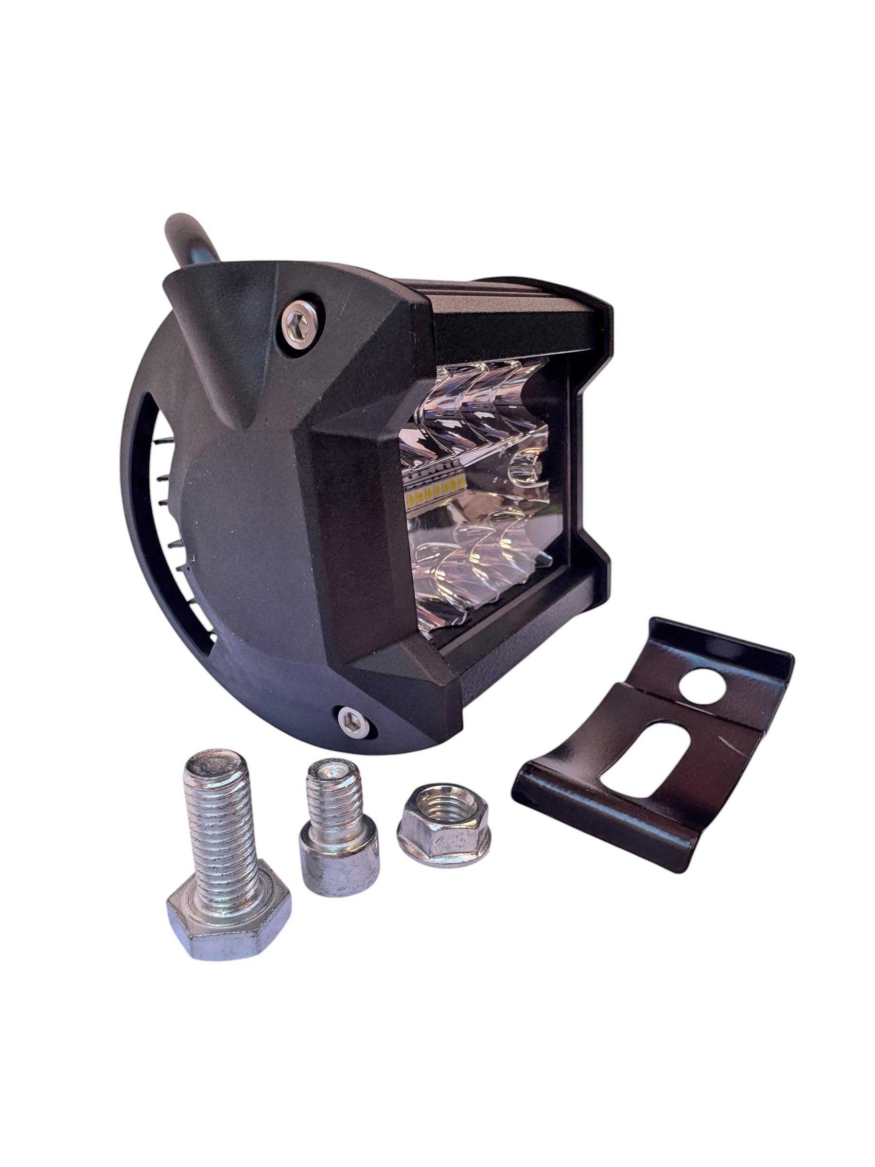 BUSCA HUELLA 20LED 20W (CARCASA DE METAL)