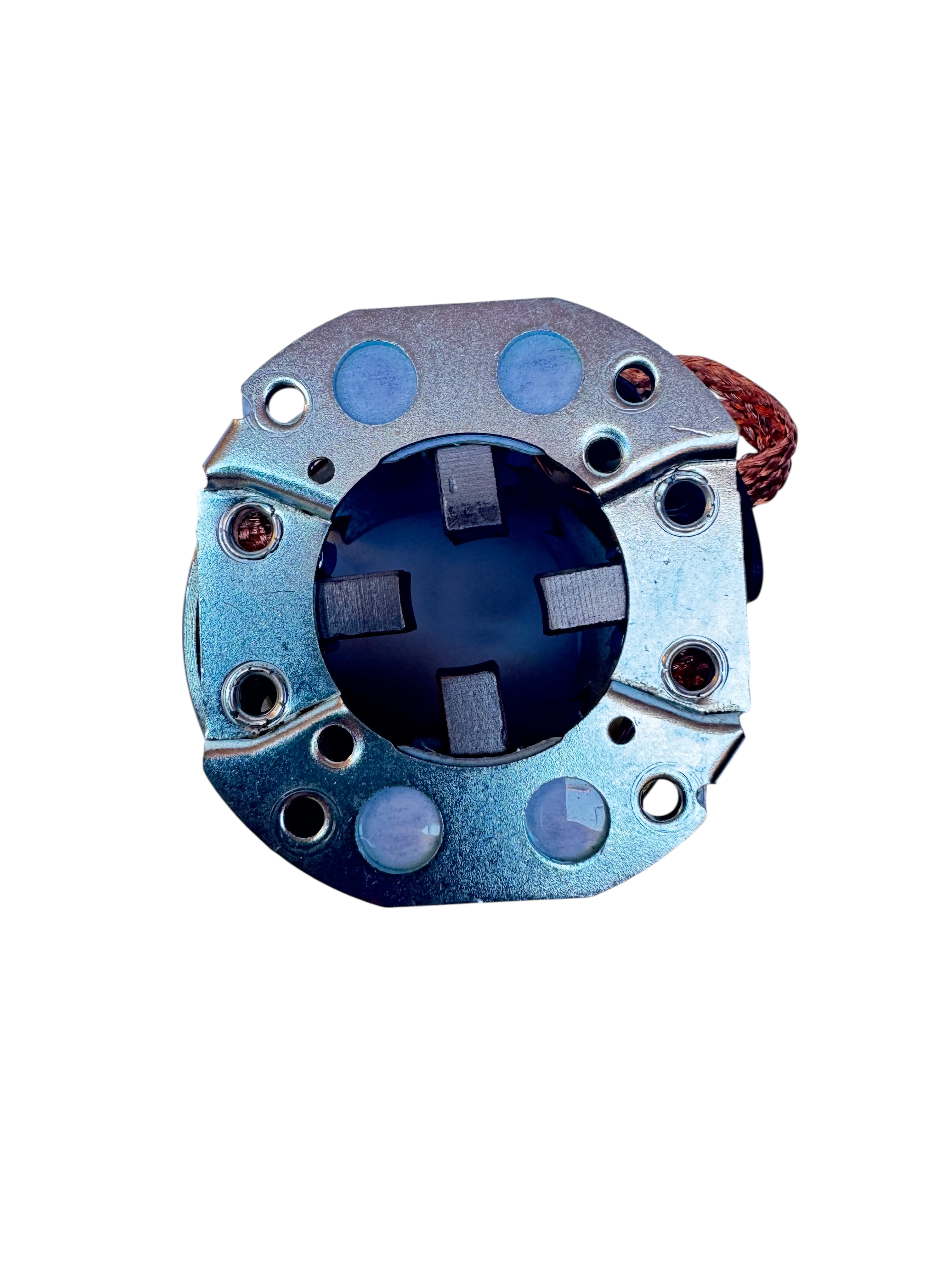 CARCAZA INDUCIDO MOTRO DE ARRANQUE 63MM CON PORTA CARBON TOYOTA FUN CARGO, VITZ, IST /DENSO