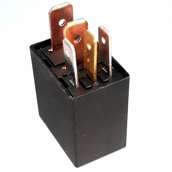 RELAY 12V 5P MINI UNIVERSAL / AS01-044 / 508-JP-10002