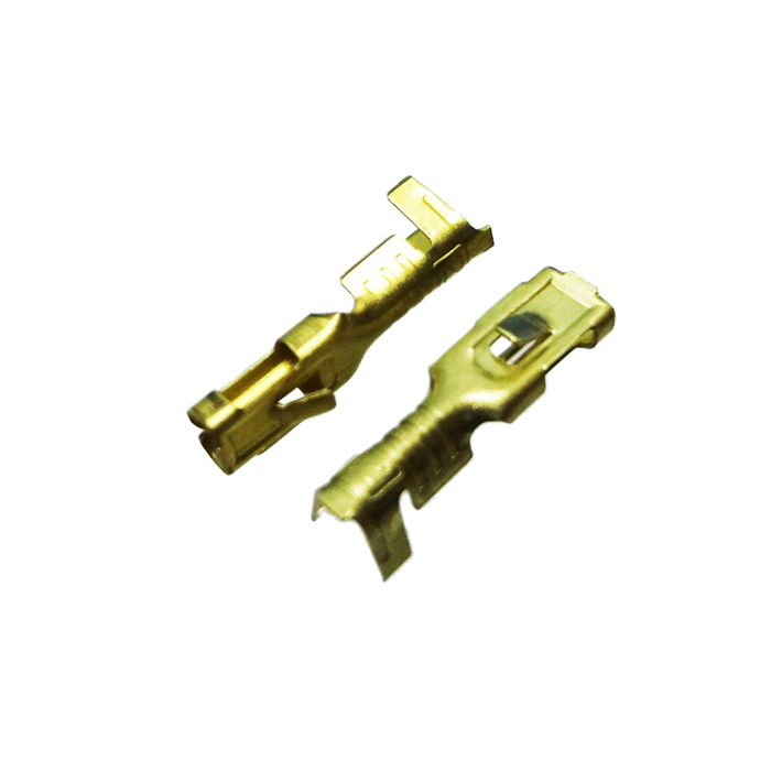 TERMINAL PALA HEMBRA 2,8 MM CON TRABA