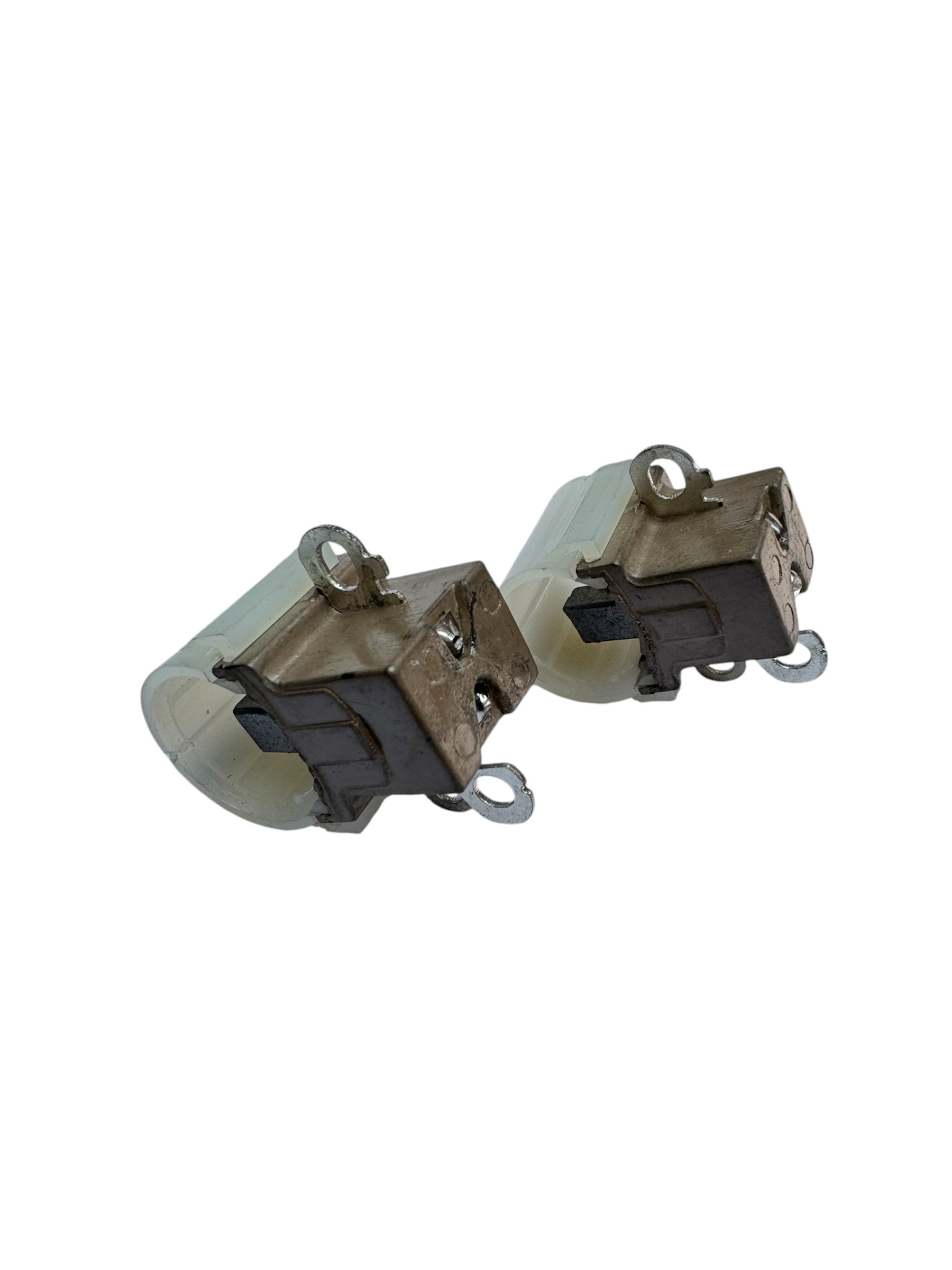 PORTA CARBON ALTERNADOR ND (BH-ND-38926) (UF2.222/2)