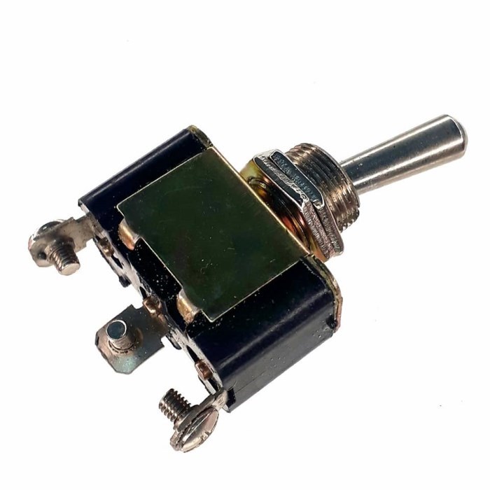 LLAVE ON-OFF METAL 3 PATAS