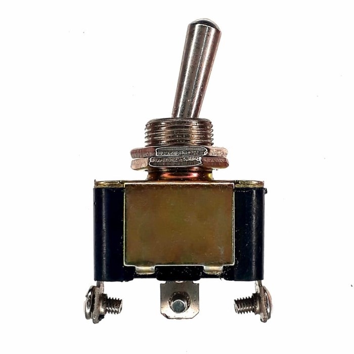 LLAVE ON-OFF METAL 3 PATAS